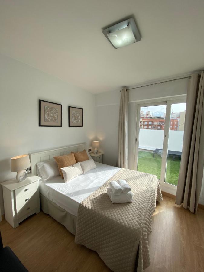 Appartamento Travel Habitat - Centro Valenza Esterno foto