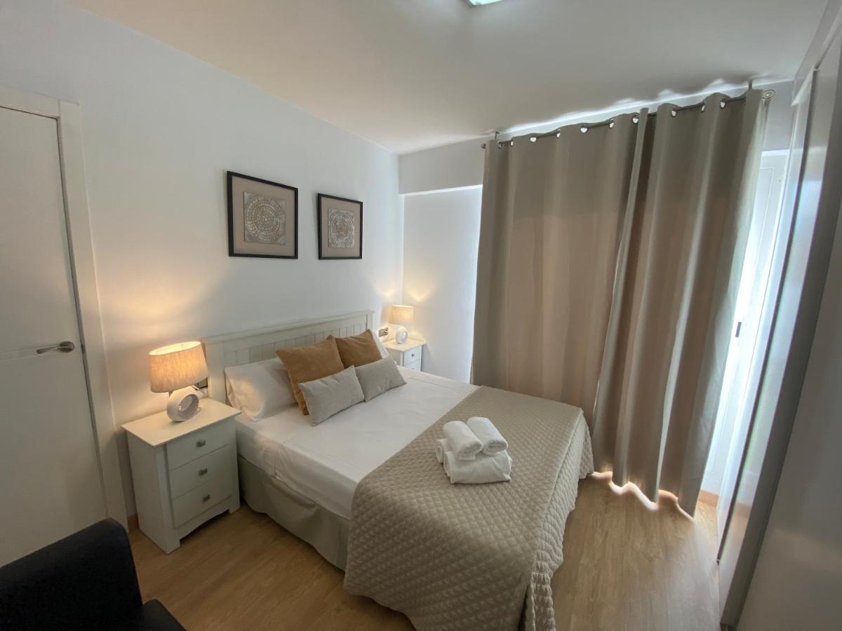 Appartamento Travel Habitat - Centro Valenza Esterno foto