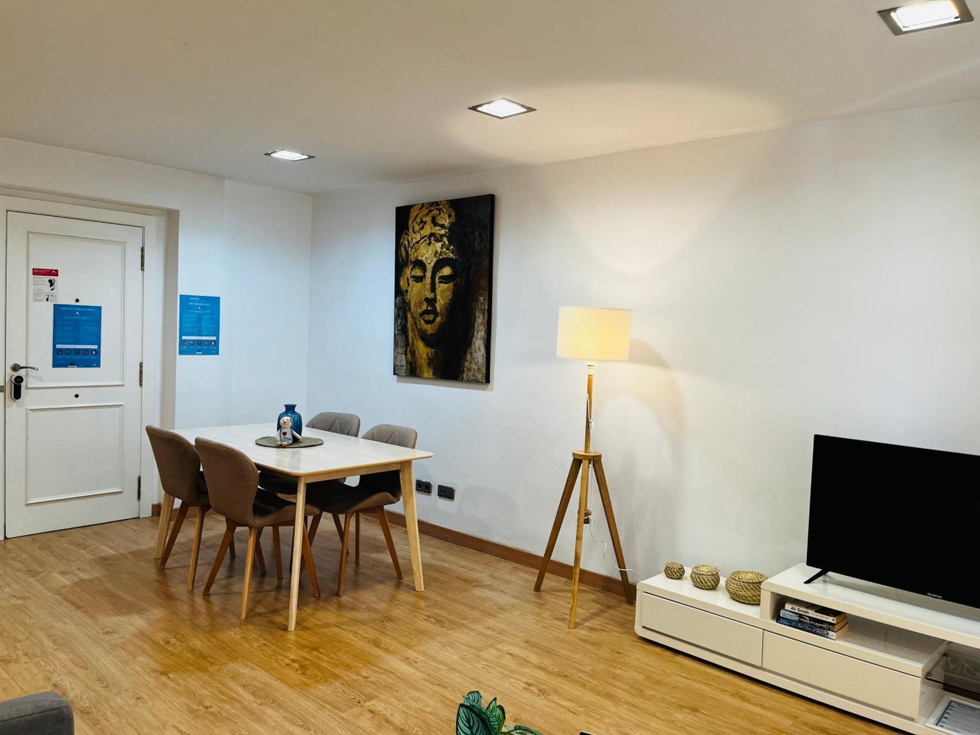 Appartamento Travel Habitat - Centro Valenza Esterno foto