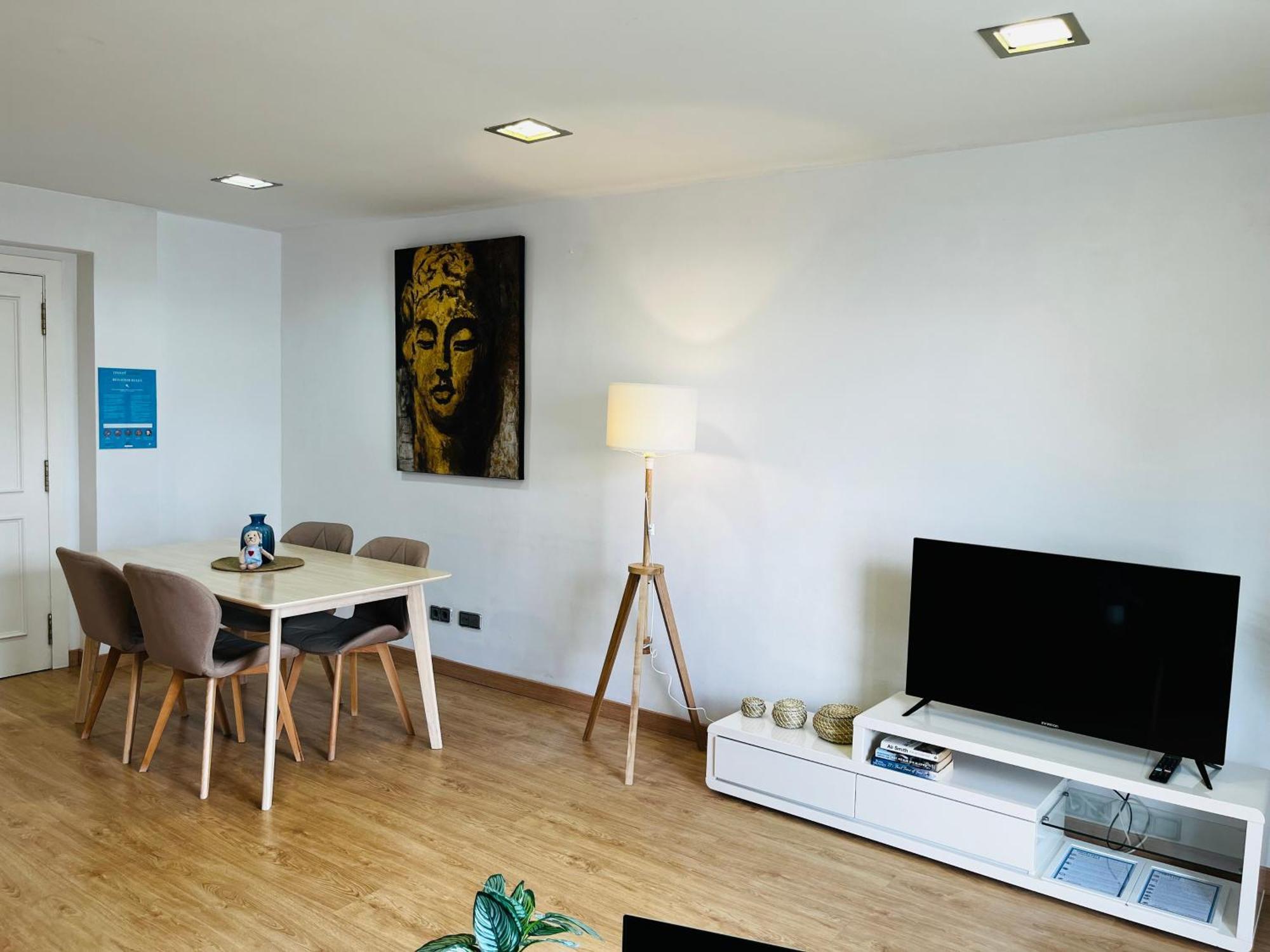 Appartamento Travel Habitat - Centro Valenza Esterno foto